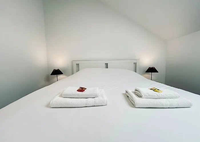 Апартаменты 3 Vasnier Confortable Proche Caves De Champagne Реймс